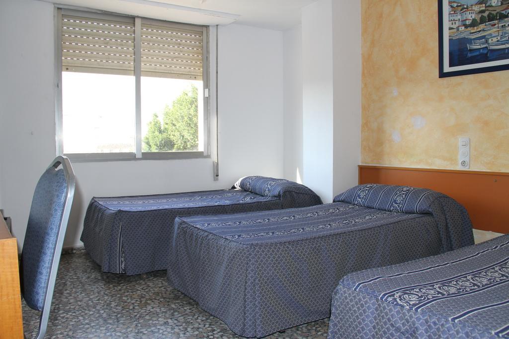 Hostal Mengual Gandía Quarto foto